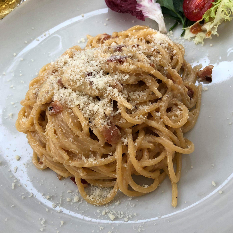 Spaghetti carbonara, Marino restaurant. Naples.