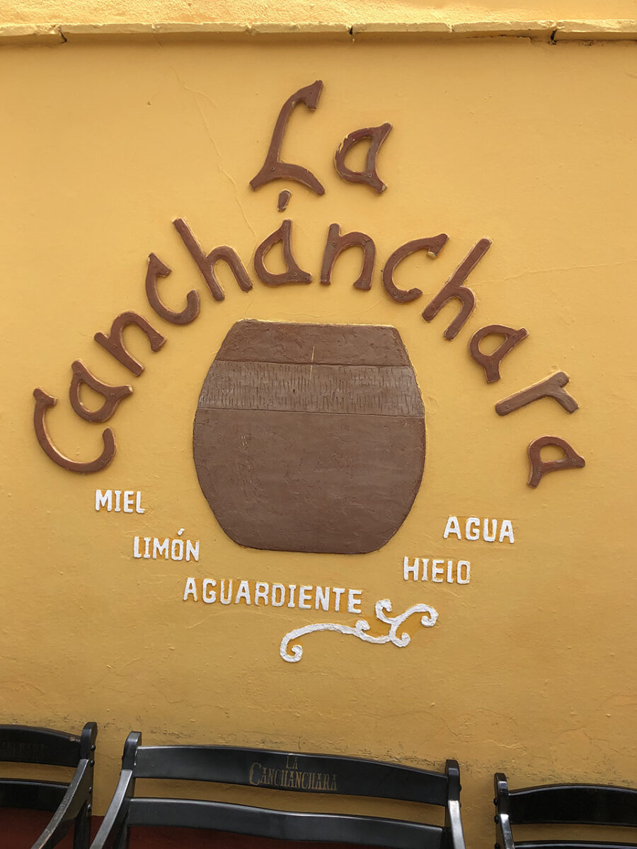 Canchánchara cup and recipe.