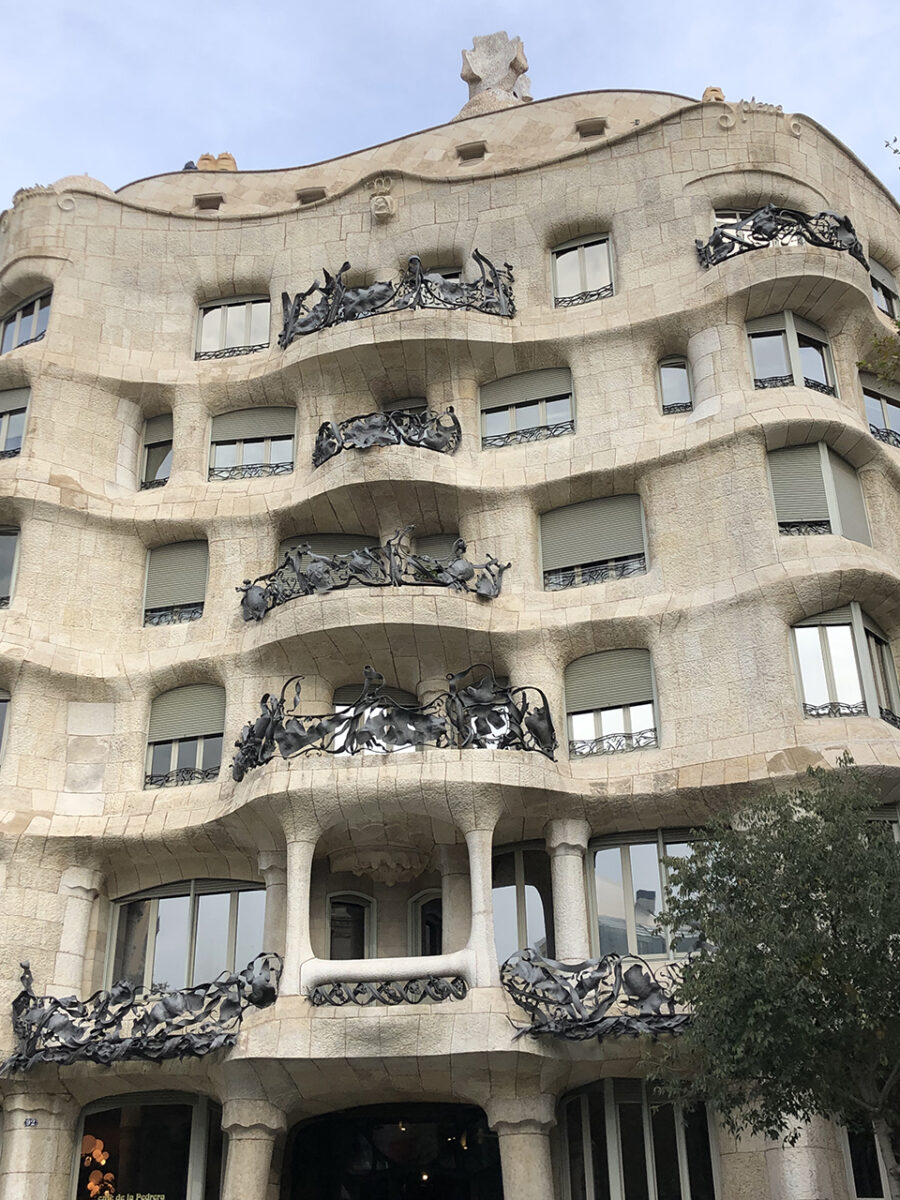 The best things to see in Barcelona, Casa Milà and Casa Batlló.