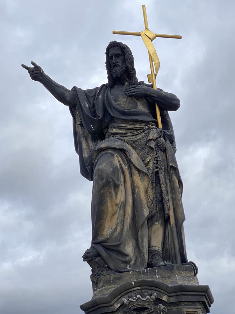 Incredible religious monuments, Charles Bridge, Prague.