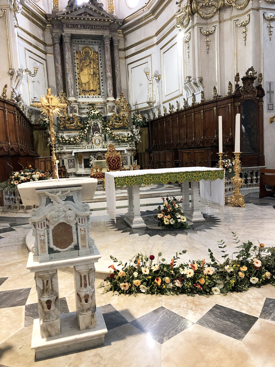 Spend a day in Positano. Chiesa di Santa Maria Assunta.