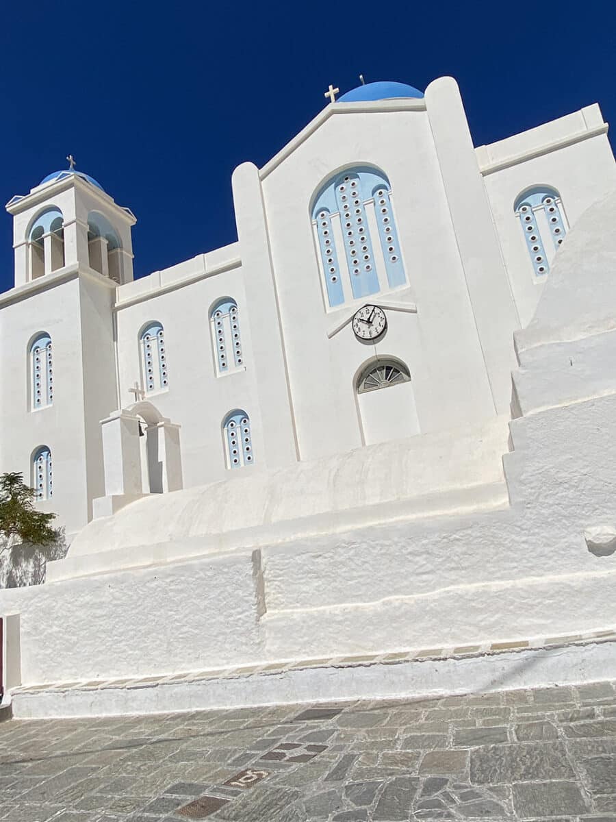 Cathedral Church Of Ios & small chapel.