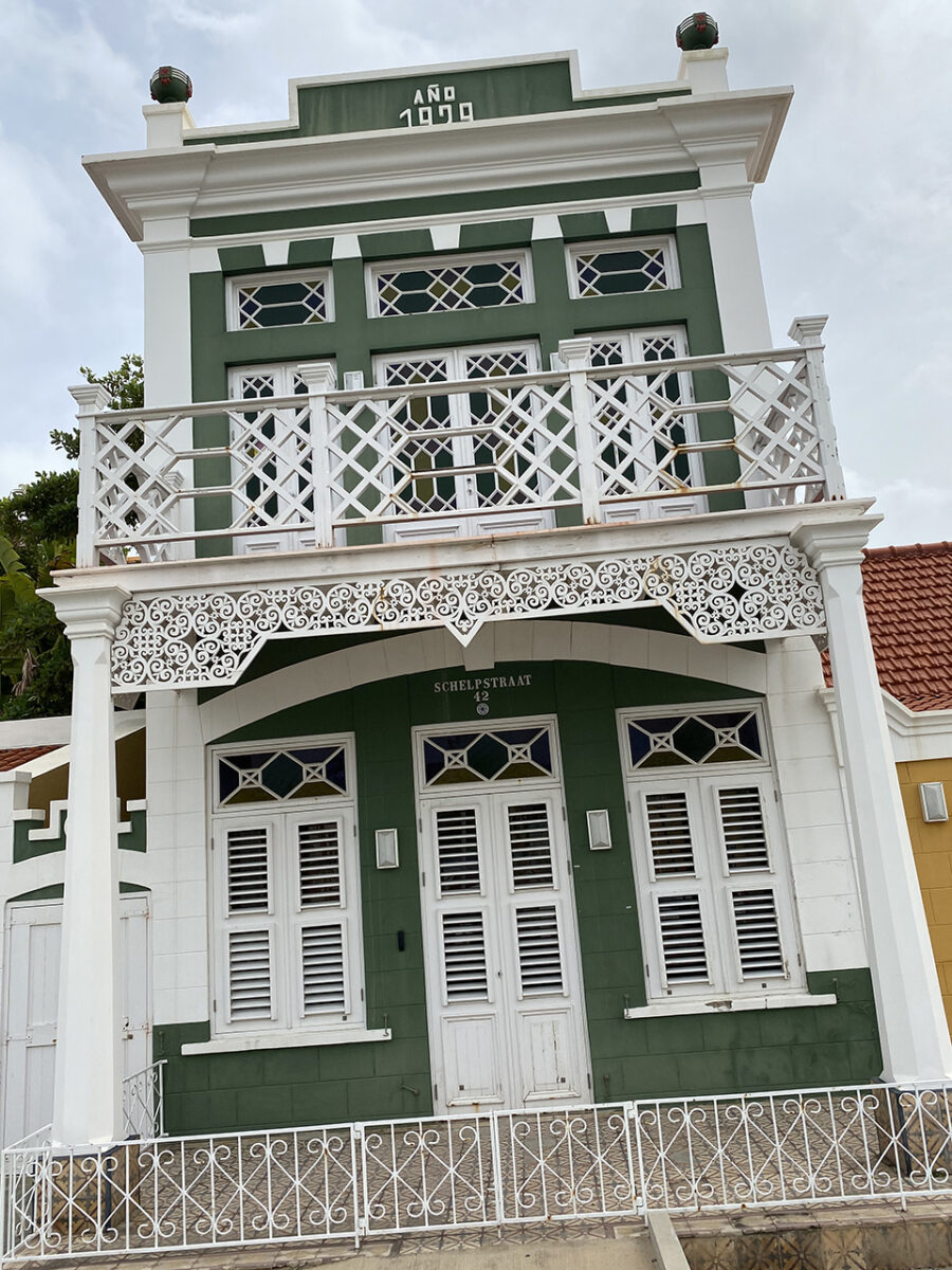 Incredible architecture, Oranjestad.