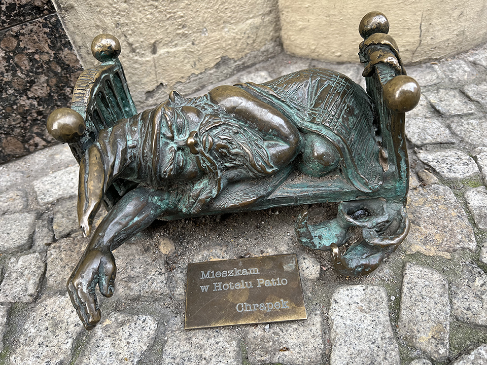 Krasnal Chrapek 'The Sleepy One' , Wrocław.