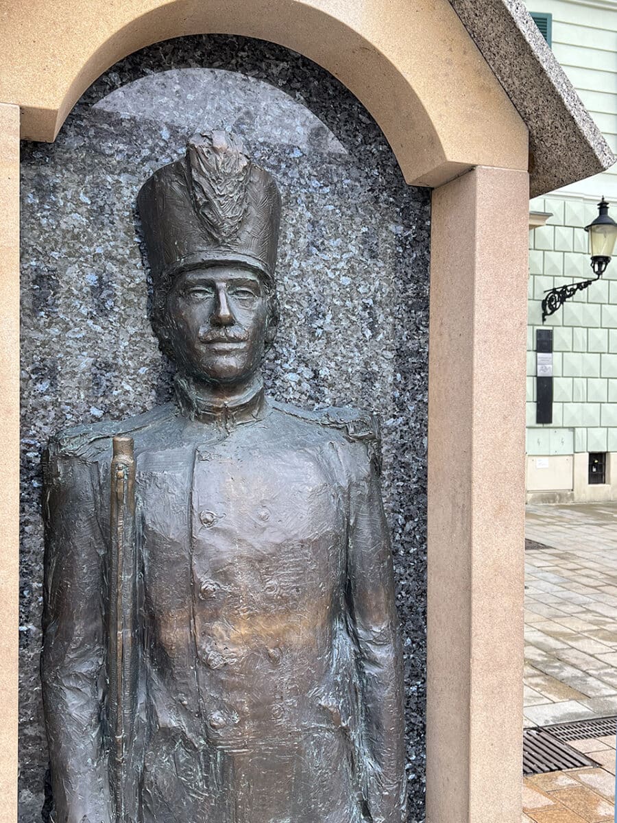 The quirky statues and monuments of Bratislava,Guard Statue.